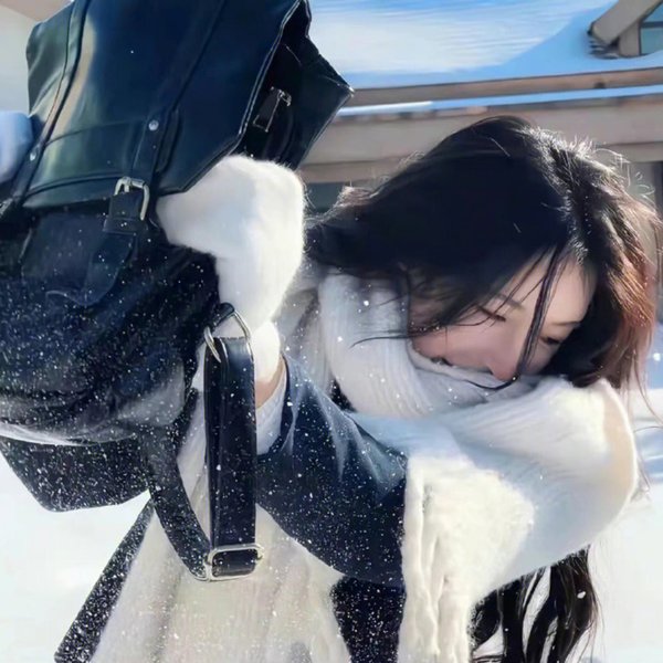 灰石之中